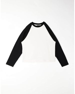 ASOS Camiseta Color Crema De Manga Larga Y Corte Cuadrado Extragrande Con Mangas Raglán De Punto Gofrado De -Blanco - Negro