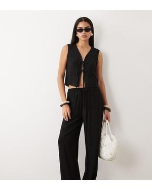 Kaiia Exclusives - Zwart