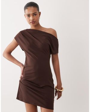 SNDY'S Ruched Detail Asymmetric Shoulder Mini Dress - Brown
