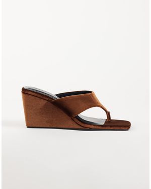 ASOS Hiccup-toe zehensteg-keilsandaletten - Braun
