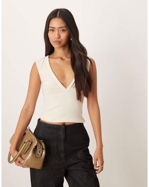 Motel Emberly Short Sleeve Plunge Top - White