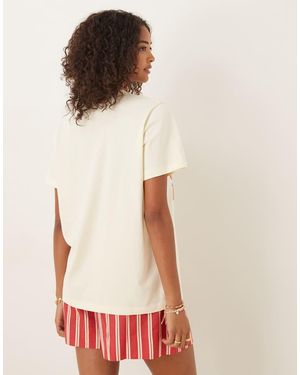 ASOS Regular Fit T-shirt With Ciao Graphic - White