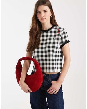 Fred Perry Camiseta A Cuadros Negros Y Blancos Con Logo De - Rojo