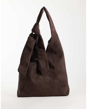 ASOS Bolso Tote Marrón De Antelina Con Costuras Cruzadas Y Anilla De Metal - Negro