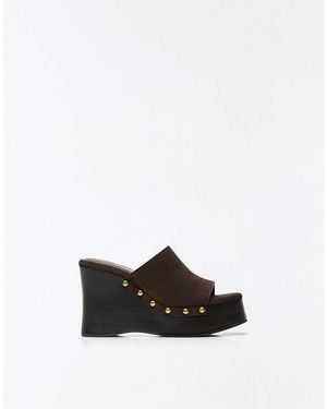 Bershka Wedge With Stud Detail - White