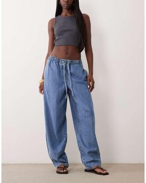 ARKET Zachte Denim Jeans Met Ballonvorm En Elastische Taille - Blauw