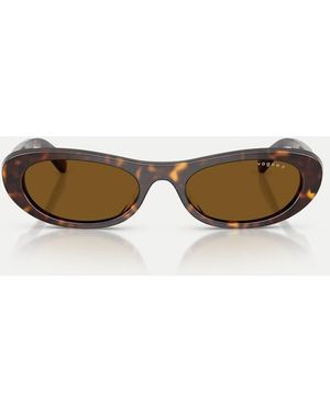 Vogue Oval Polarised Sunglasses With Lens - Natural