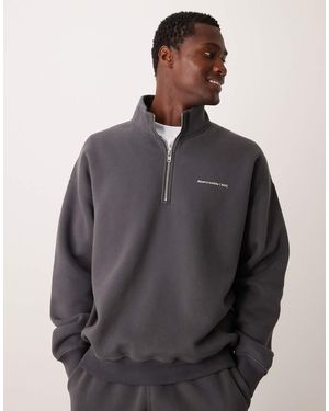 Abercrombie & Fitch Timeless Logo Half Zip Sweatshirt - Grey