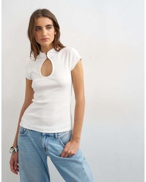 TOPSHOP Ribbed Key Hole Top - White
