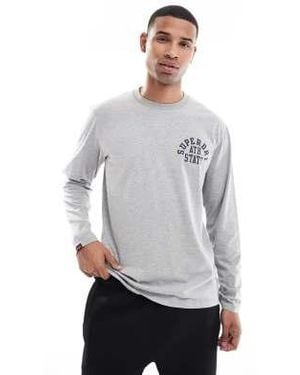 Superdry – athletic essentials – langärmliges oberteil - Grau