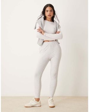 New Look Slim Leg Cuffed Joggers - Natural
