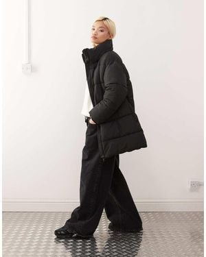Monki Cinched Drawstring Waist Puffer Jacket - White