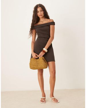 Mango Vestido Corto Chocolate Ceñido Y Asimétrico De - Neutro