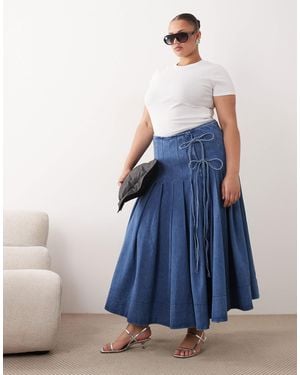 ARRANGE Curve Pleated Denim Midi Skirt With Tie Detail - Blue