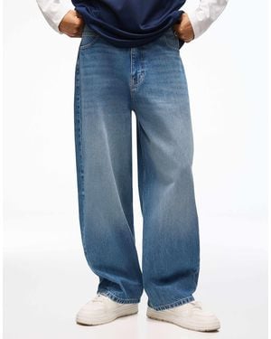 Bershka Bestickte neobarrel-jeans - Blau