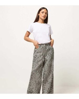 PixieGirl Petite Leopard Print Wide Leg Jeans - White