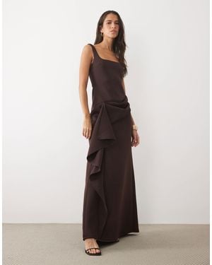 ASOS Maxikleid mit eckigem ausschnitt und gerafftem rockdetail - Braun