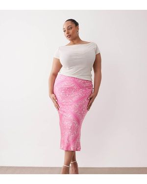 Never Fully Dressed Never Fully Dressed Curve - Roze