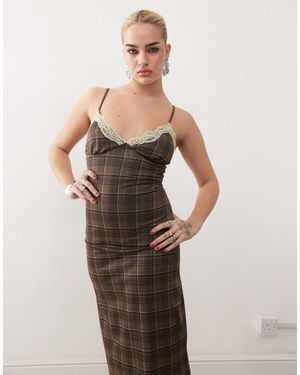 Motel Delfina Lace Edge Check Midaxi Dress - Brown