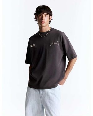 Pull&Bear T-Shirt Grigia Con Scritta "Metallica" - Nero