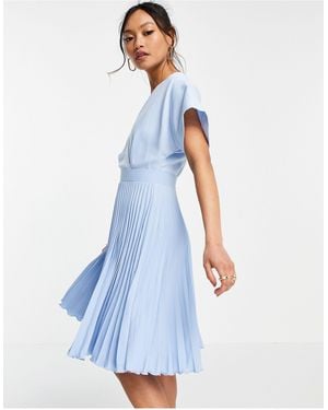 Closet – plissee-skaterkleid mit wickeldetail vorne - Blau