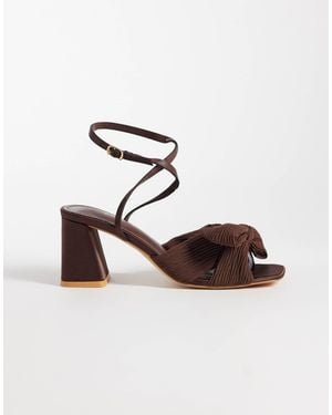 Glamorous Block Heeled Sandals With Bow - Brown