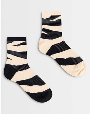 TOPSHOP Leo 2 Pack Zebra Print Socks - White