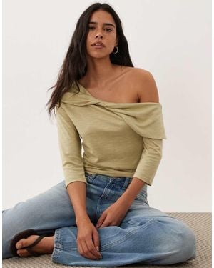 Miss Selfridge Twist Off Shoulder Top - Green