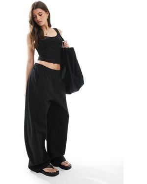 Stradivarius Str Barrel Leg Trackies - Black