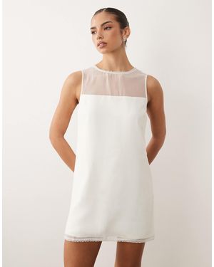 white christmas dresses Abercrombie & Fitch White V-Neck Dress NWT- Size S – The Saved Collection
