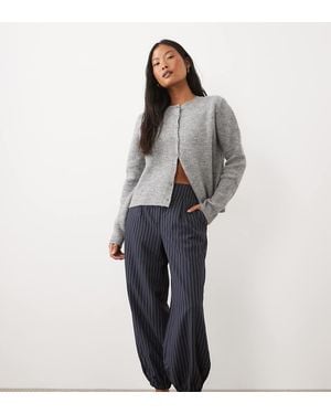 New Look Broek Met Krijtstreep En Ballonpijpen - Grijs