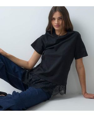 Vero Moda T-Shirt Met Asymmetrische Kanten Details - Blauw