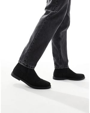 SEQWL Round Toe Chelsea Boots - Black