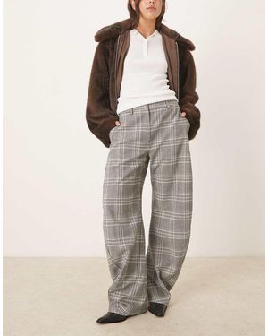 ASOS Ultimate Twist Seam Barrel Trousers - Natural