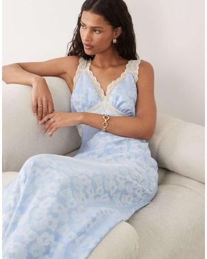 Hope & Ivy Satin V-Neck Lace Trim Maxi Dress - Blue