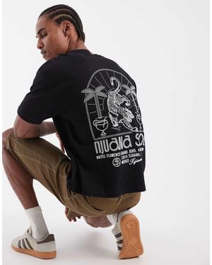 ASOS Boxy Oversized T-shirt With Tiger Graphic - Black