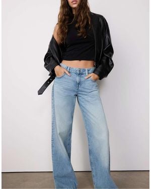 Stradivarius Low-rise Wide-leg Jeans With Star Detail - Blue