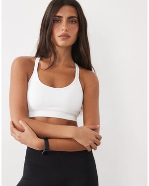 4505 Seamless Cross Backs Medium Support Sports Bra With Adjustable Straps - White
