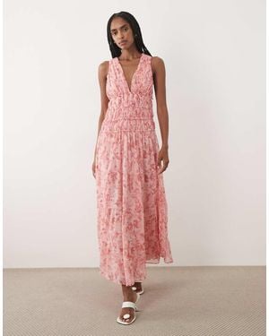 Abercrombie & Fitch Vestido Maxi Vaporoso De Gasa Arrugada Con Cuello De Pico Y Estampado Floral - Rosa