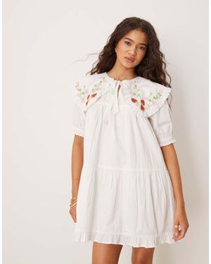 Neon Rose Embroidered Detail Smock Dress - White