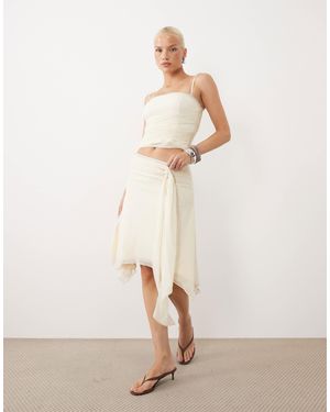 Tiger Mist Juna midirock mit asymmetrischem saum, drapierung und taillendetail - Natur
