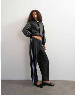 TOPSHOP Cupro Cropped Sporty Jogger - White