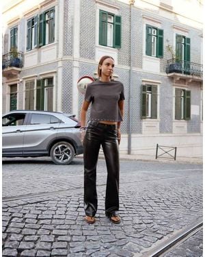 Bershka Pantaloni Boot-Cut Effetto Pelle Marroni - Grigio