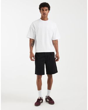 Levi's baggy Pleated Shorts - White