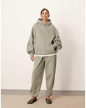 ARRANGE Oversized Premium Heavy Weight Cuffed jogger - Natural