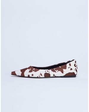 TOPSHOP Ace Point Toe Flat Shoe - White