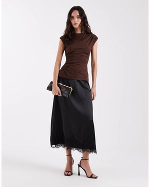 ONLY Falda Midi Negra De Satén Con Ribete De Encaje De - Negro