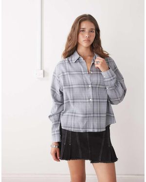 Weekday Camisa Gris A Cuadros De Corte Cuadrado De