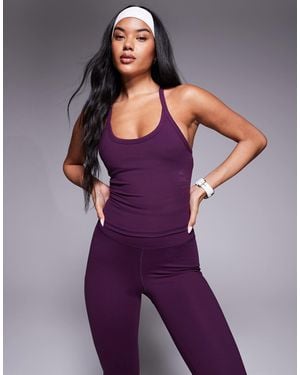4505 Icon Soft Touch Yoga Cami With Inner Bra And Adjustable Straps - Purple
