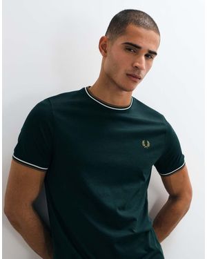 Fred Perry Camiseta De Manga Corta Con Logo Y Doble Ribete En - Verde
